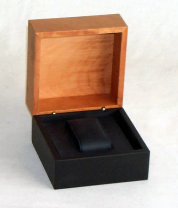 scatola per orologio da polso con cuscino
